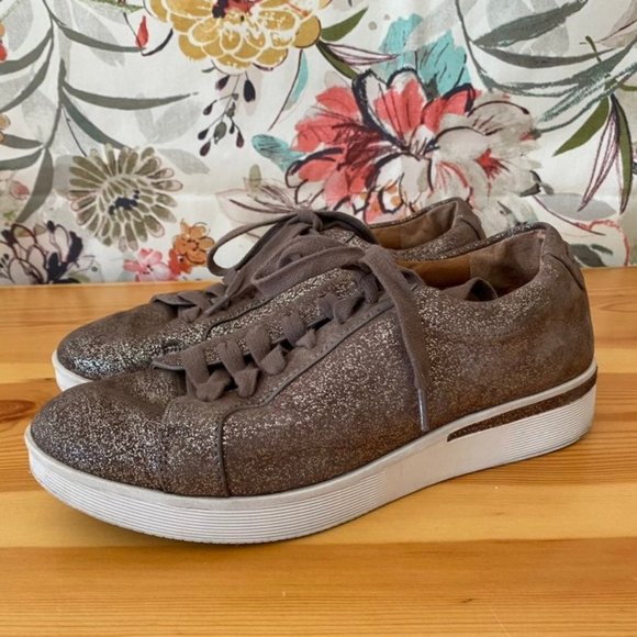 Gentle Souls by Kenneth Cole Women's Haddie Low Profile Fashion Sneaker Size 8.5 - Picture 8 of 12